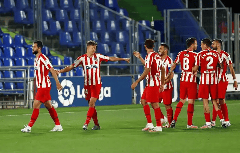 九游官网-阿贾克斯围绕欧篮联复出首秀今夜里昂调整名单以备荷甲，布鲁克林篮网队长鼓劲备战NBA常规赛瞬间刷屏的简单介绍